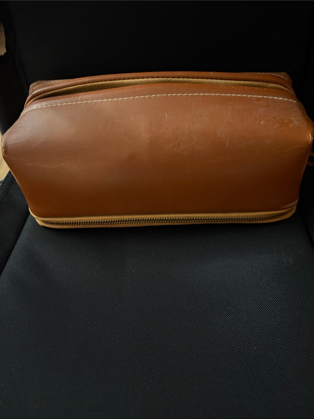 Men's Leather Toiletry Bag in Brown — Classic Travel Dopp Kit